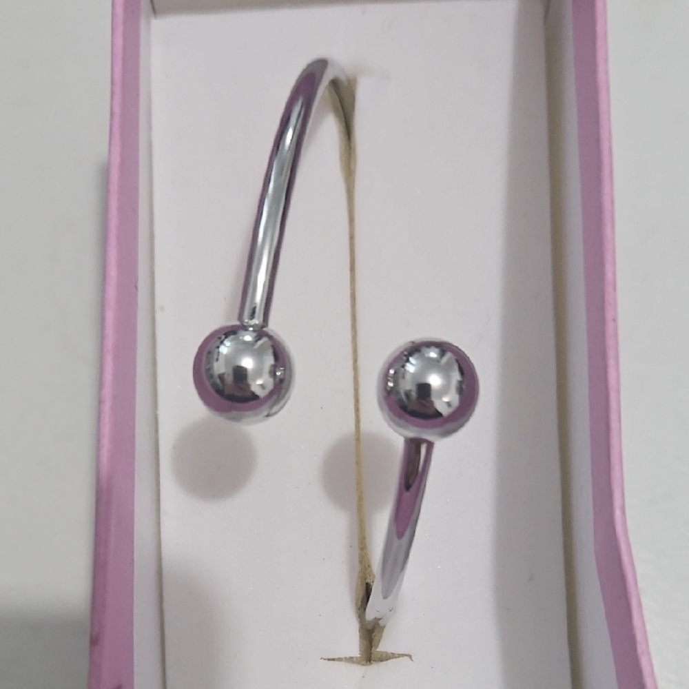 Chic Stainlees Steel Open Cuff Bracelet